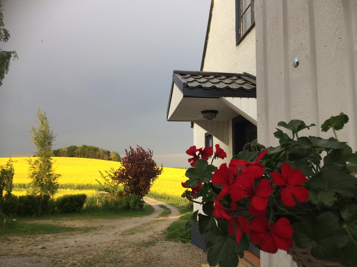 Garden Mellan Slotten Svarte Esterno foto