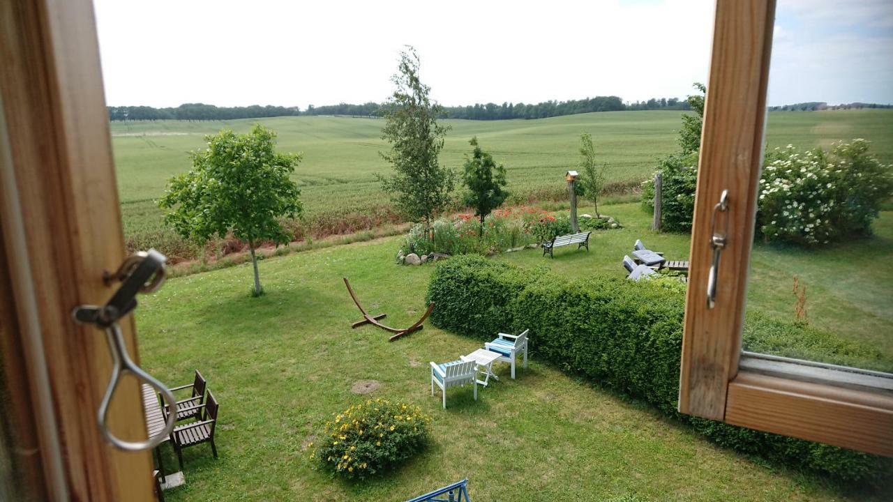 Garden Mellan Slotten Svarte Esterno foto